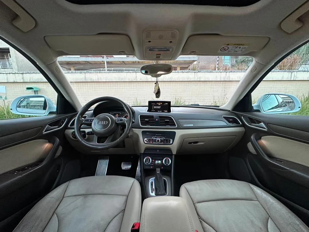 Audi Q3 2015, foto 6 de 7