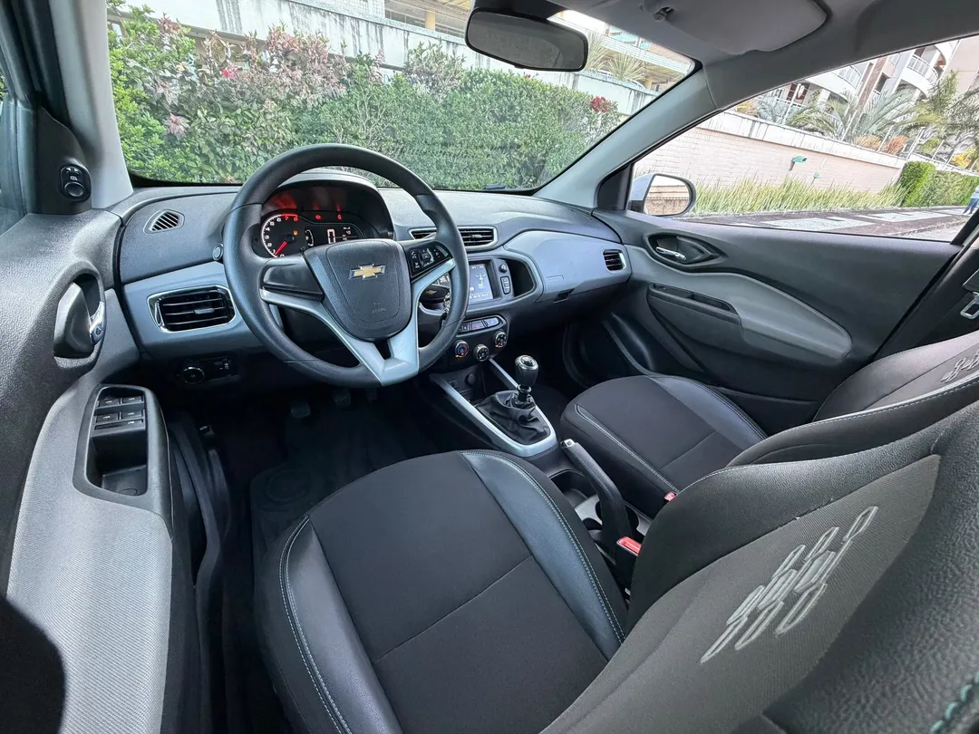 Chevrolet Onix 2019, foto 6 de 7