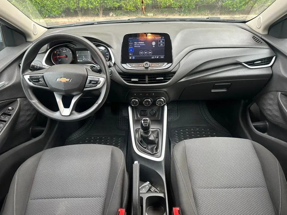 Chevrolet Onix 2023, foto 6 de 7