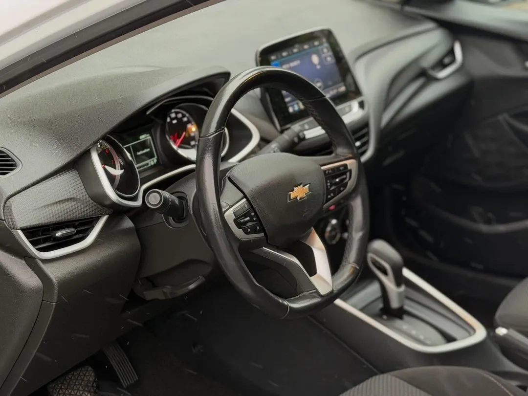 Chevrolet Onix Plus 2023, foto 6 de 7