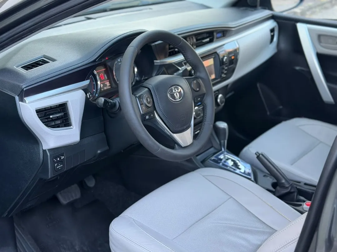 Toyota Corolla 2017, foto 6 de 7