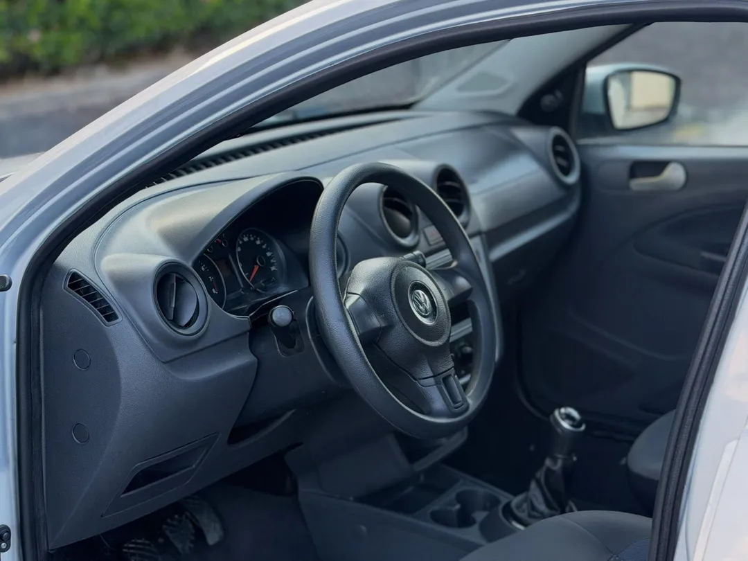 Volkswagen Voyage 2015, foto 7 de 7